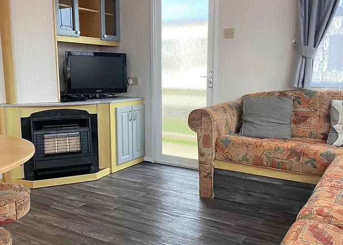 Golden Sands Caravan Skegness Ingoldmells 6 Berth