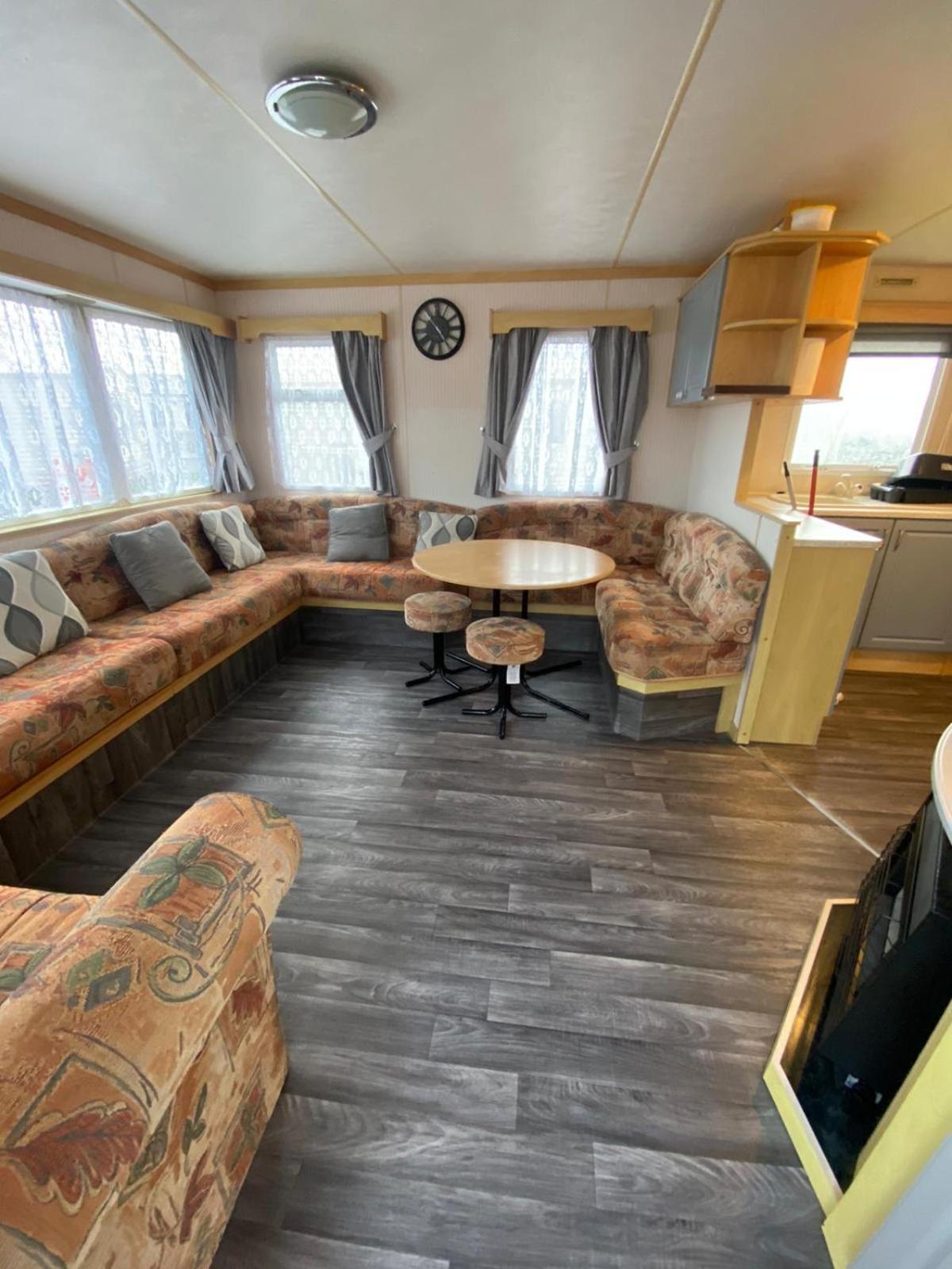 Golden Sands Caravan Skegness 6 Berth Ingoldmells